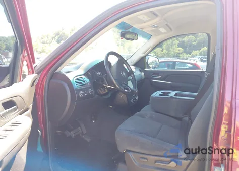 2007 Chevrolet Tahoe Ls из США, поврежденный, VIN 1GNFK13027R310184